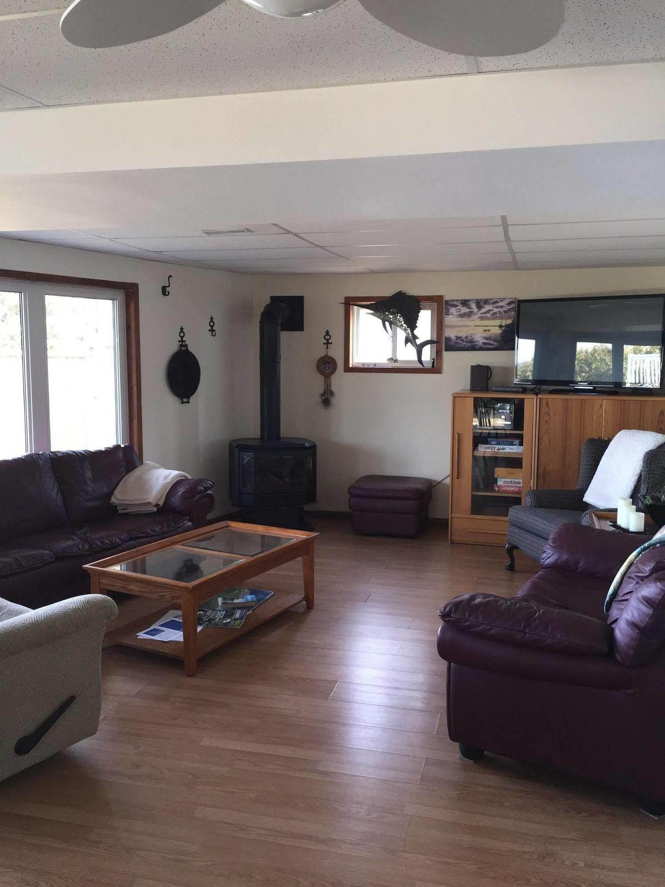 N' This On The Bay -Vacation Suite Wiarton Buitenkant foto