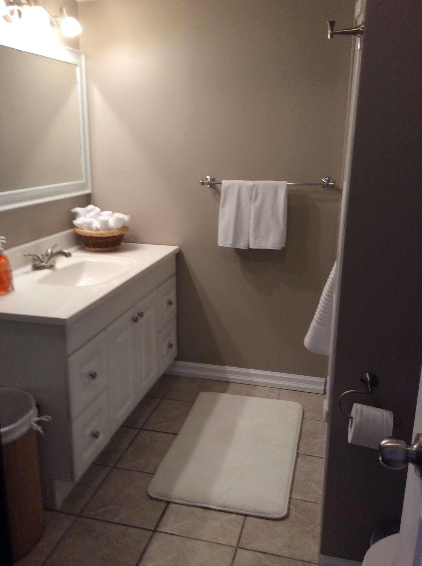 N' This On The Bay -Vacation Suite Wiarton Buitenkant foto