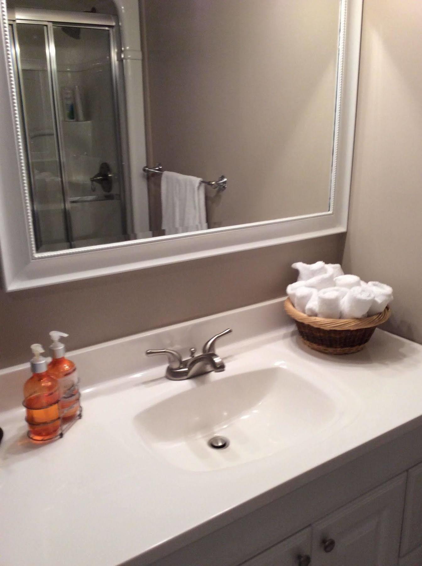 N' This On The Bay -Vacation Suite Wiarton Buitenkant foto