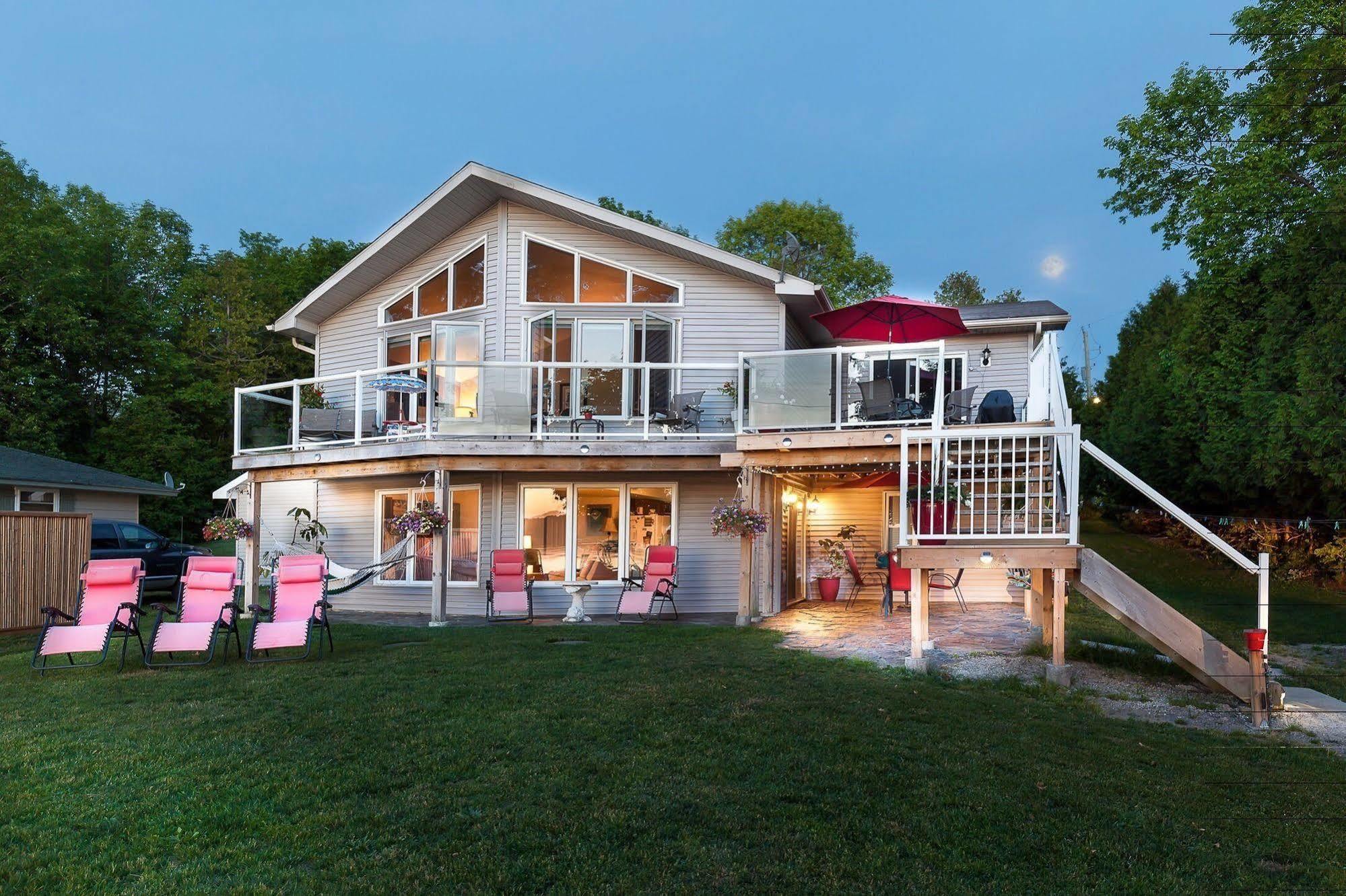 N' This On The Bay -Vacation Suite Wiarton Buitenkant foto